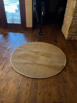 Natural fiber, round carpet