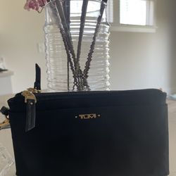 TUMI WRISTLET 