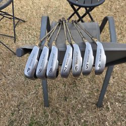 Wilson Staff Di 11 Golf Irons (PW-4)