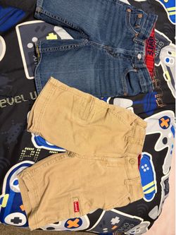 Toddler boy Levi’s shorts size 6/7