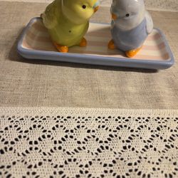 Cute Tea Cup Set + Decorative Bird Salt & Pepper Set