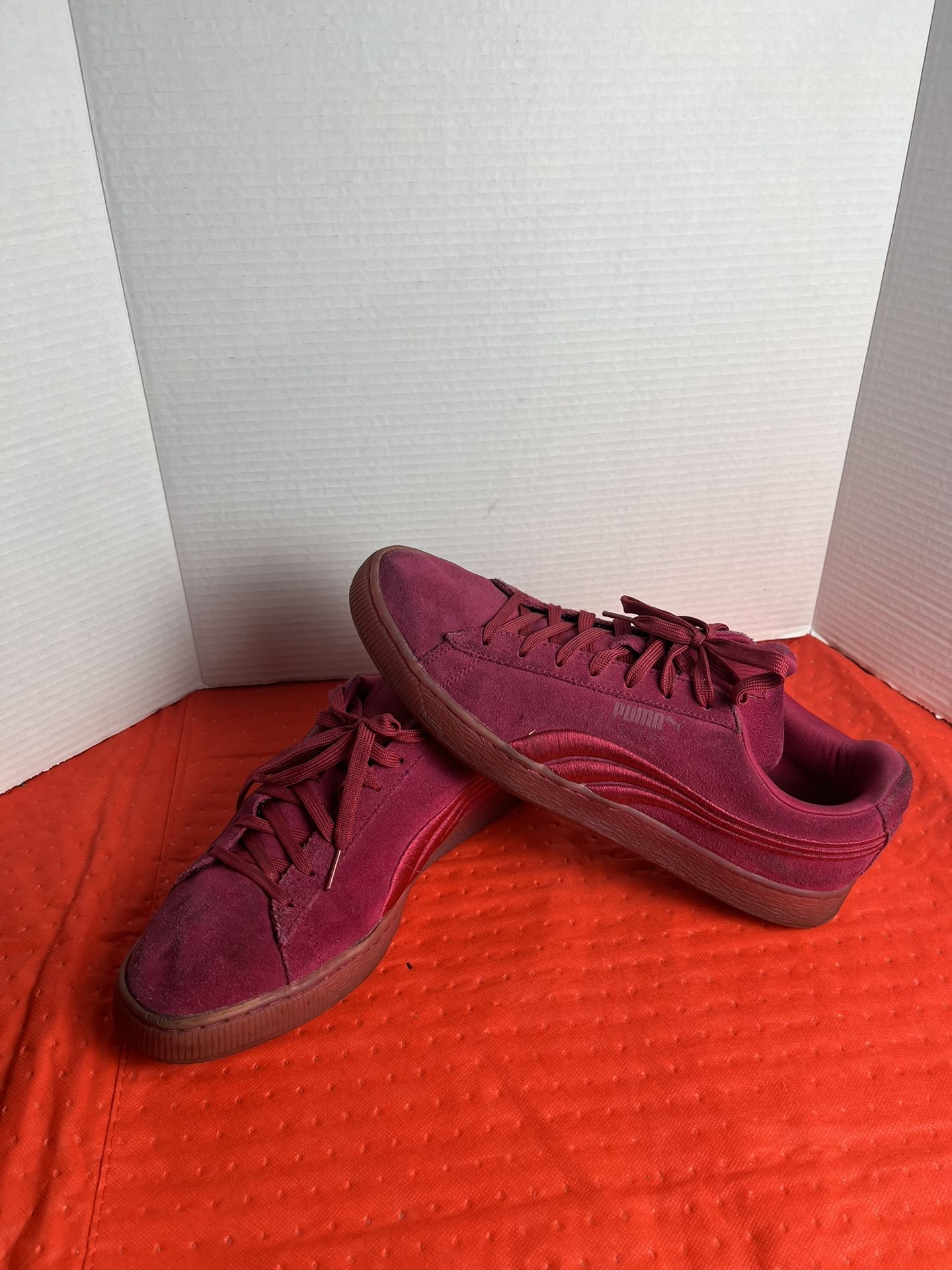 Puma Suede Classic Casual Emboss Cherry Red Men (12)