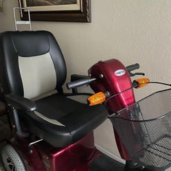 Electric comfortable chair scooter, large size