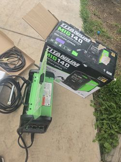 TITANIUM MIG 140 Professional Welder with 120V Input