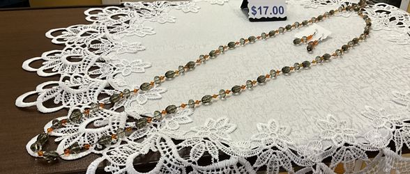 Necklace 