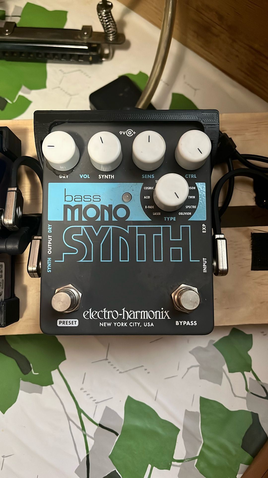 EHX Bass Mono Synth Pedal