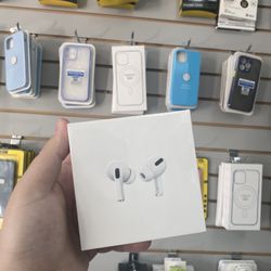 Airpods Pro 1st Gen New