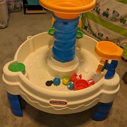 Little Tikes Water Play Table