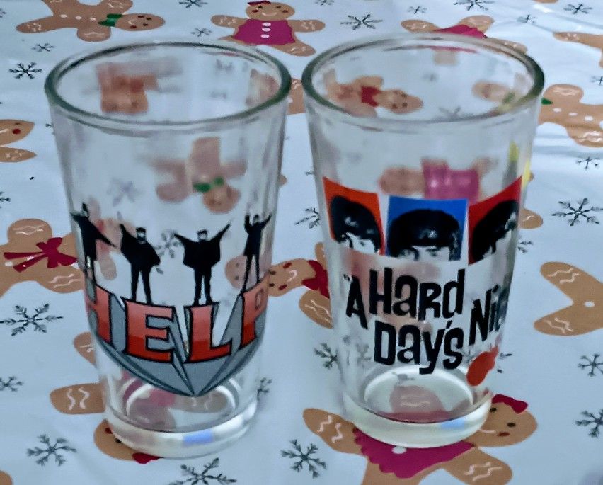 Vtg Beatles 16oz Drinking Glass Collectable Set (2)