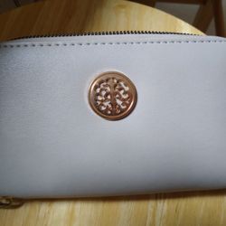 Nice Wallet Barely Used Great Condition