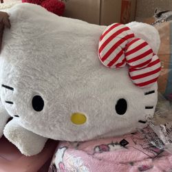 Hello Kitty Candy Cane Head 