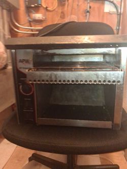 APW wyott  AT- Express Conveyor Toaster