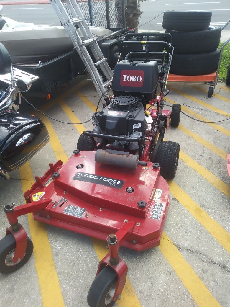 Toro '30674' Turbo Force 36" deck standing mower
