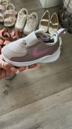 toddler nikes 7c