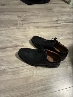 Dress shoes
