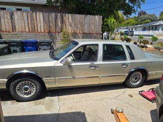 1997 Lincoln Town Car