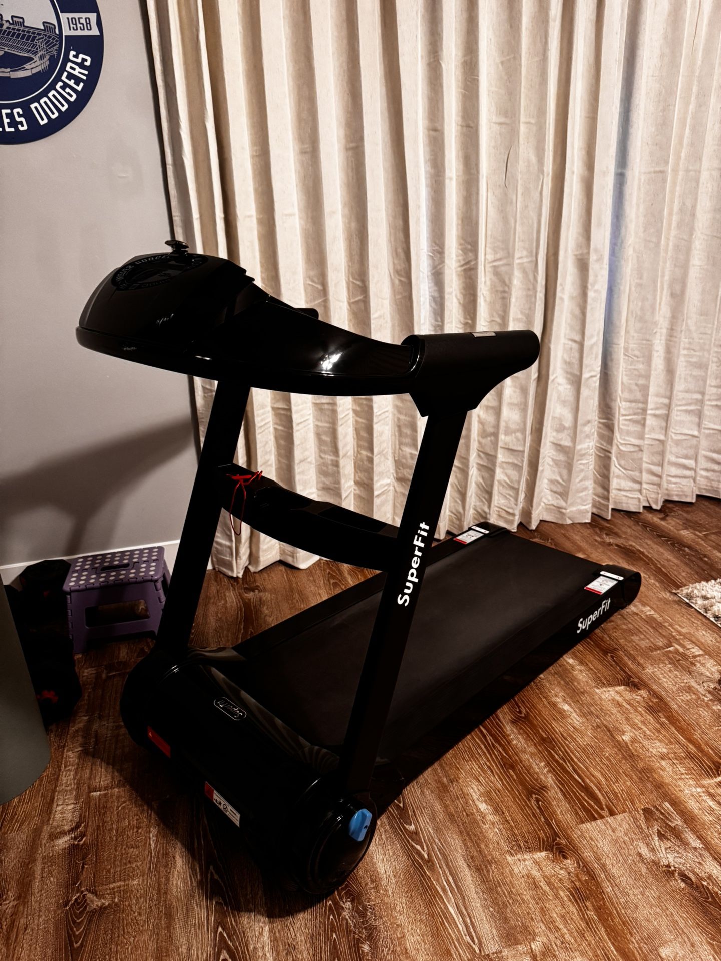 Foldable treadmill