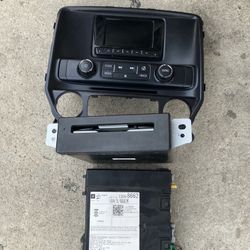 2015 Chevy Silverado Radio