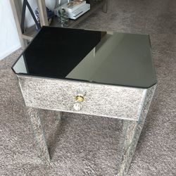GLASS ACCENT TABLE