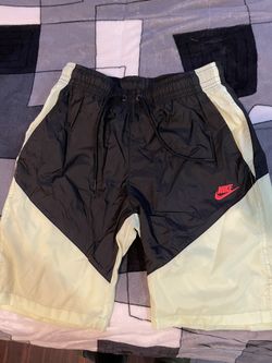 Nike Men’s Shorts Small