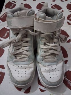 Nike shoes boys size 4 high tops