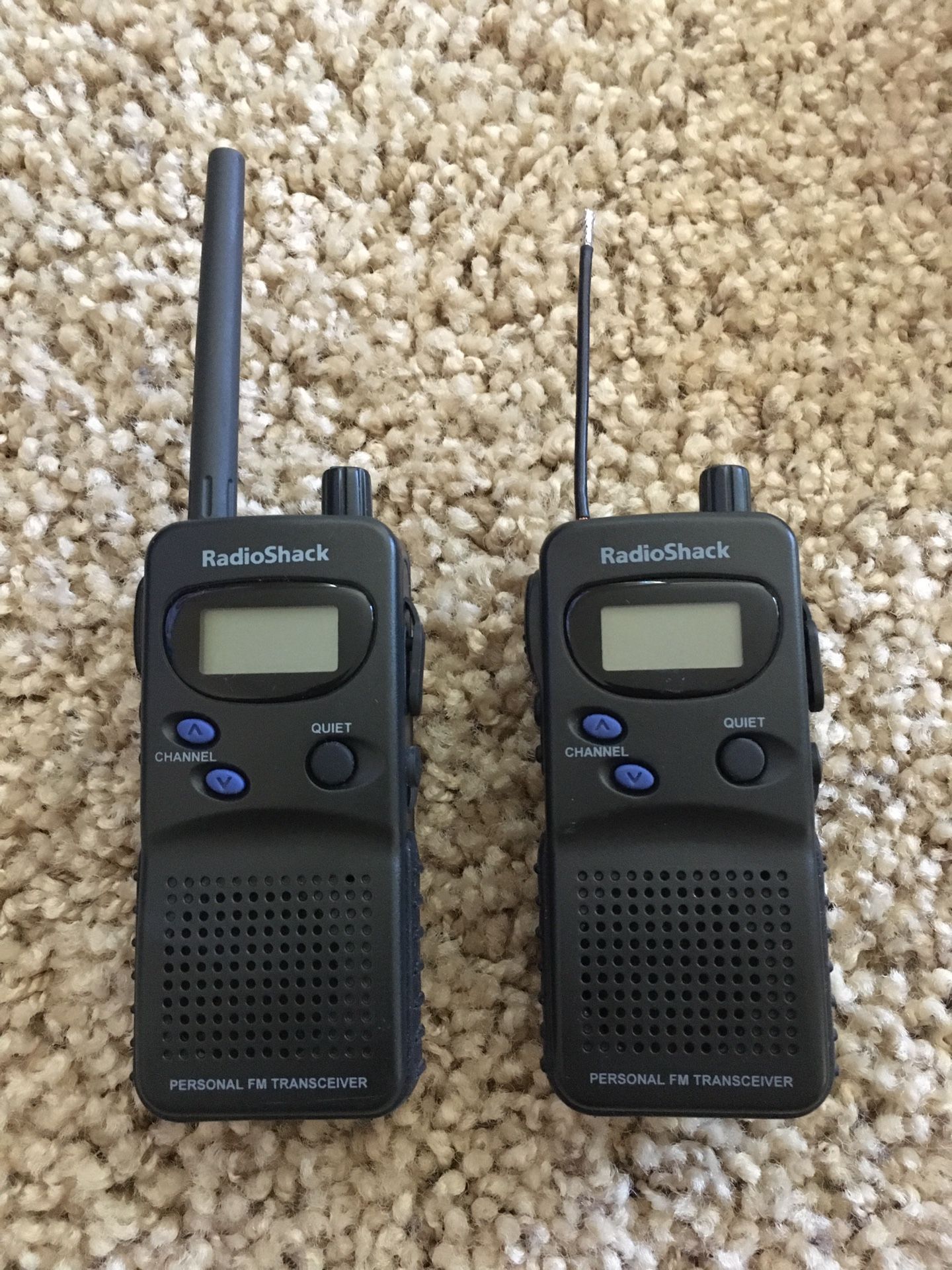 Pair 2-Way Radios 21-1811 14-Channel By Radio Shack