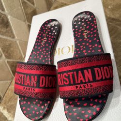 Christian Dior Size 37.5 Flats Red
