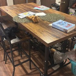 Bar Table