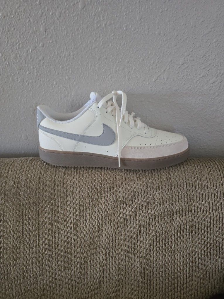 Nike Court Vision LO..size 12..smoke Grey White