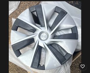 2023 Tesla model y OEM hubcap - all 4