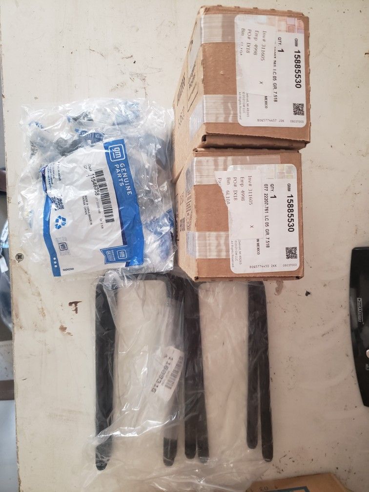 Chevrolet Colorado ZR2 Rear Leaf Spring Spacers, U-bolts, Nuts