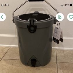 BRUMATE stainless steel Backpack Cooler