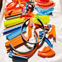 Hot Wheels Sets, Cars And Track