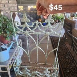 And More Yard Art, Tulare