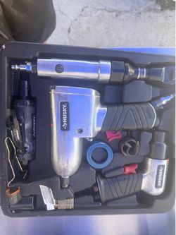 Husky 27-Piece Air Tool Kit (Model HDK1008).