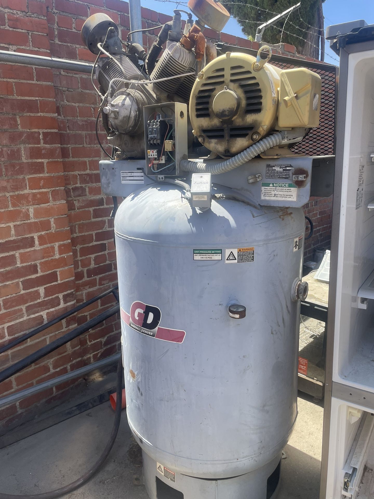 Air Compressor For Sale