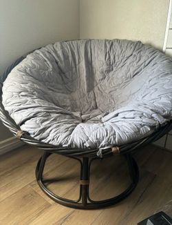 Papasan w cushion - wicker chair