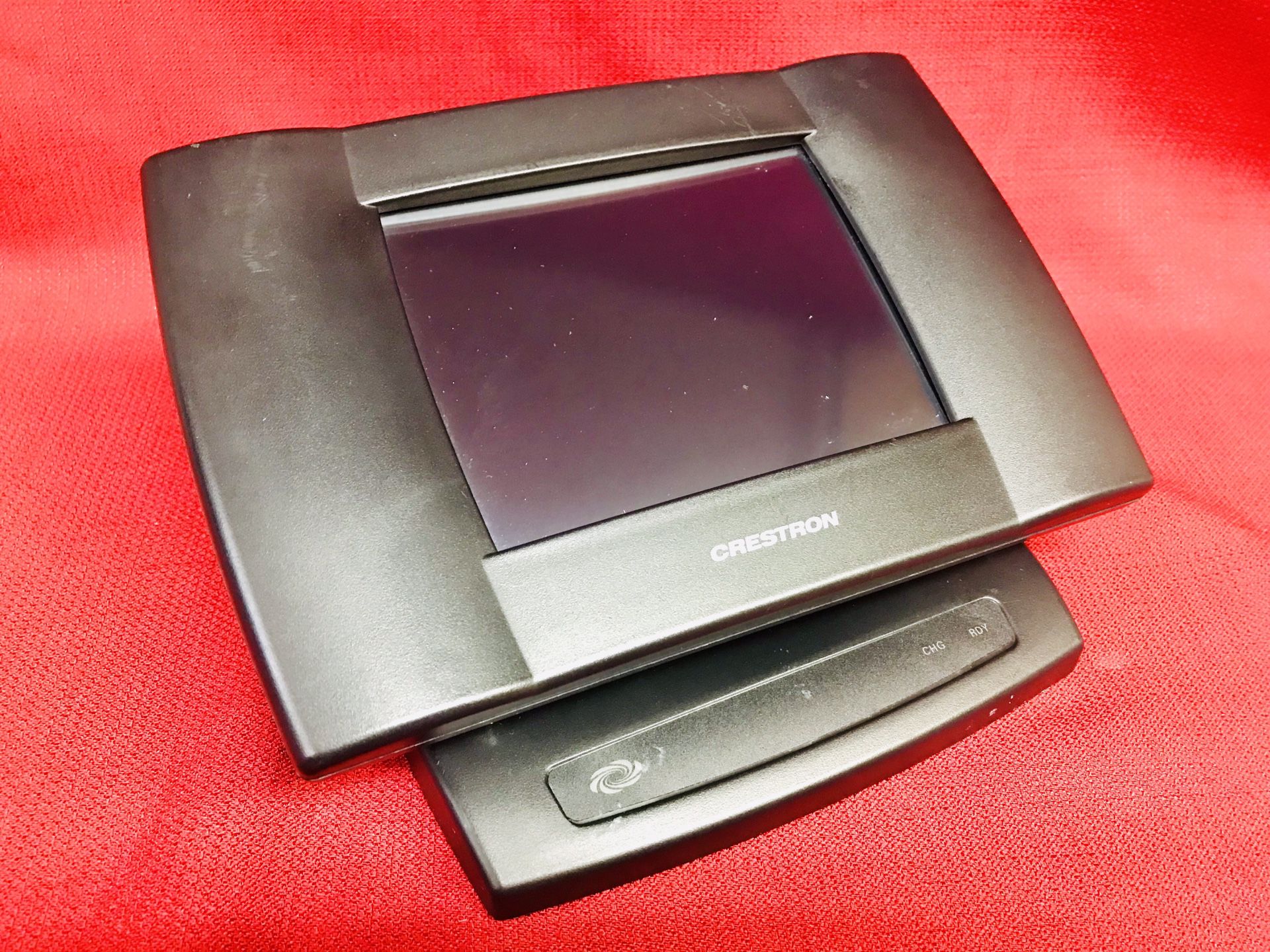Crestron ST-1550 Touch-Screen Multimedia Control Panel w/Charging Base/NO A/C adapter Good condition