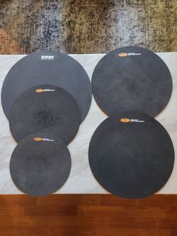 Practice pads for drums