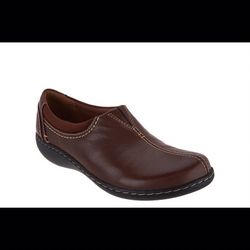 Clarks Collection Leather Slip On Shoes , Brand New Brown Leather Size 9