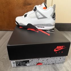 JORDAN 4 WHITE CEMENT 11.5