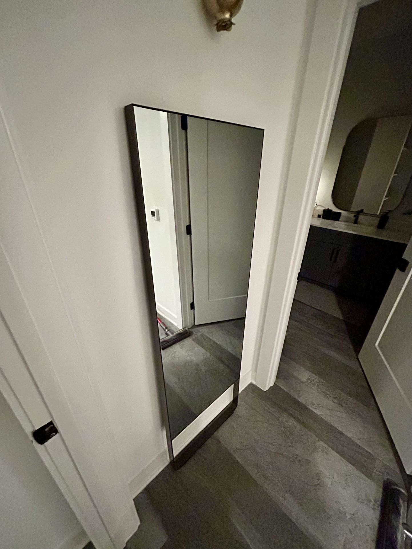 The MIRROR Workout System