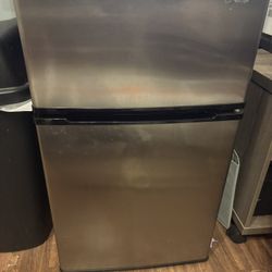 Stainless Steel Mini-fridge with Freezer - GREAT PRICE