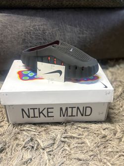 Nike slides