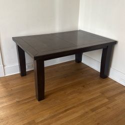 Solid Wood Extendable Table 