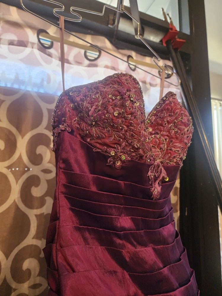 Quinceanera Allure Bridal Dress - Size 4, Purple