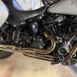Polished Fab 28 Exhaust 