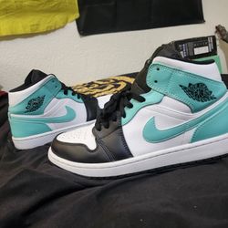 Jordan Tropical Twist