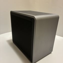 Cooj MQ6 6.8L Mini itx Gaming PC AMD 32GB DDR5 NVIDIA RTX 5060 Ti 16GB