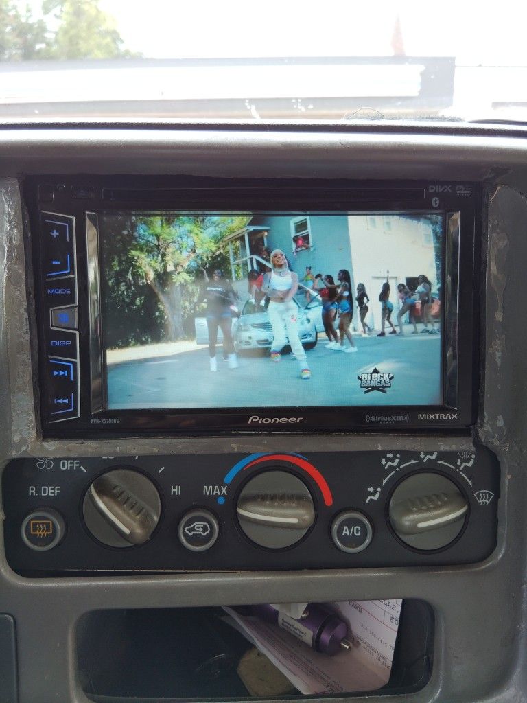 Pioneer Touchscreen